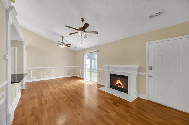 $1,950 | 3085 Barnwood Crossing Northwest, Duluth, GA 30097