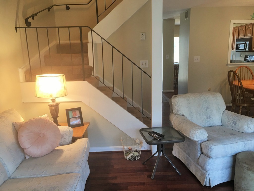 11 Beal's Cove Road, Unit B Hingham, MA 02043 - Photo 2 of 22 Gallery Image 2
