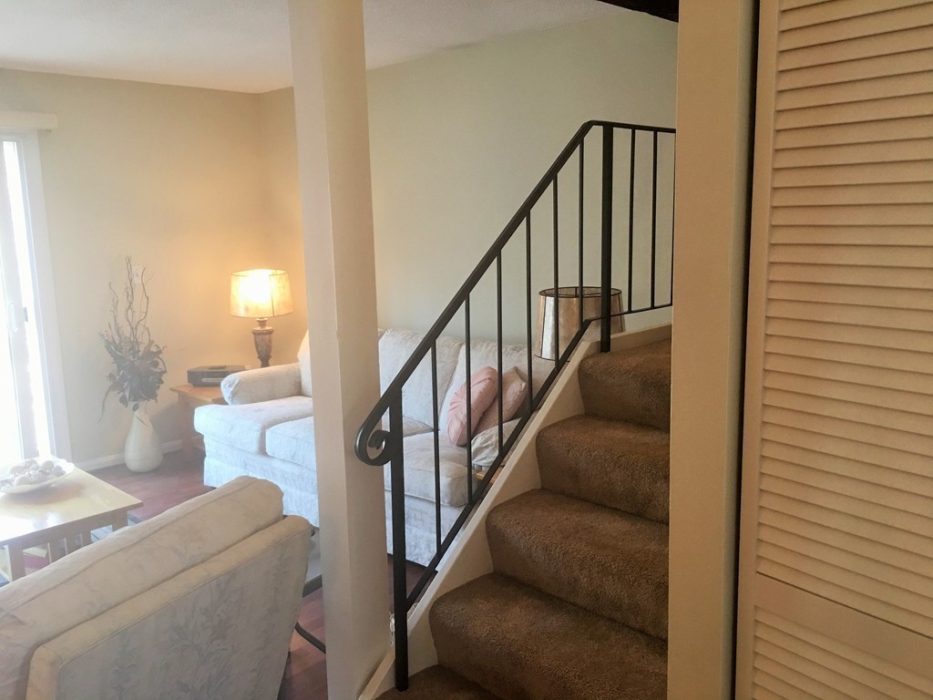 11 Beal's Cove Road, Unit B Hingham, MA 02043 - Photo 6 of 22 Gallery Image 6
