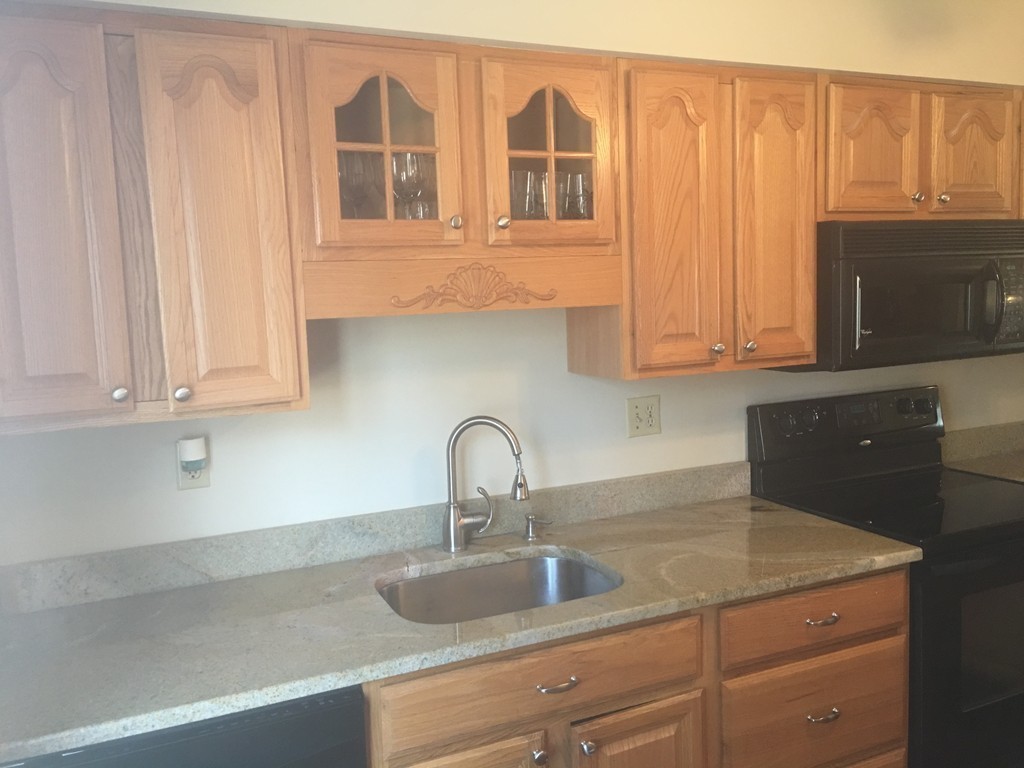 11 Beal's Cove Road, Unit B Hingham, MA 02043 - Photo 9 of 22 Gallery Image 9