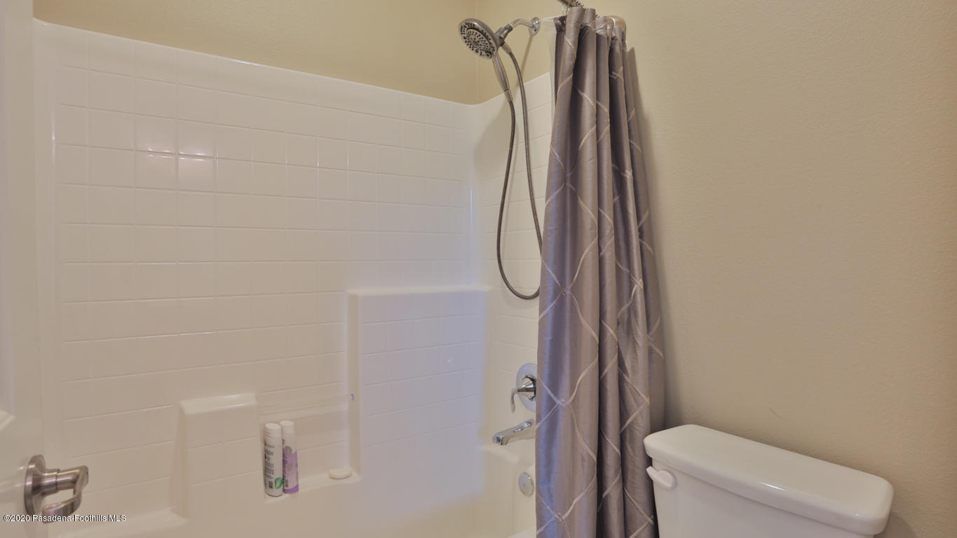 29034 Ridgecrest Court Valencia, CA 91354 - Photo 30 of 52 29