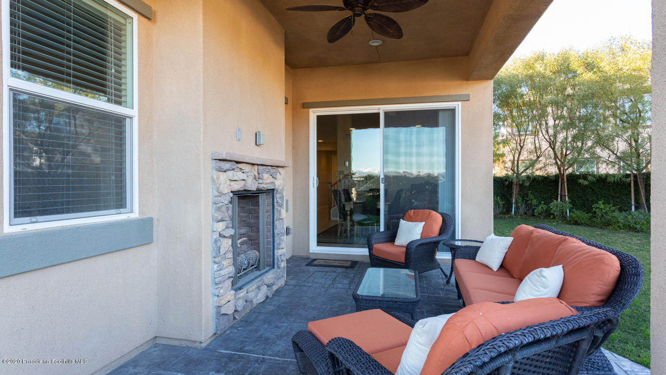29034 Ridgecrest Court Valencia, CA 91354 - Photo 36 of 52 35