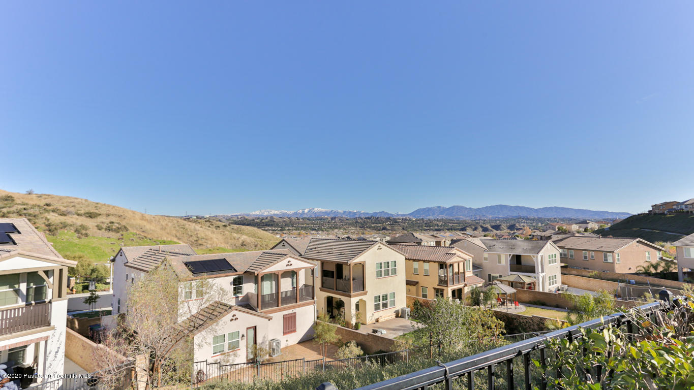 29034 Ridgecrest Court Valencia, CA 91354 - Photo 42 of 52 38