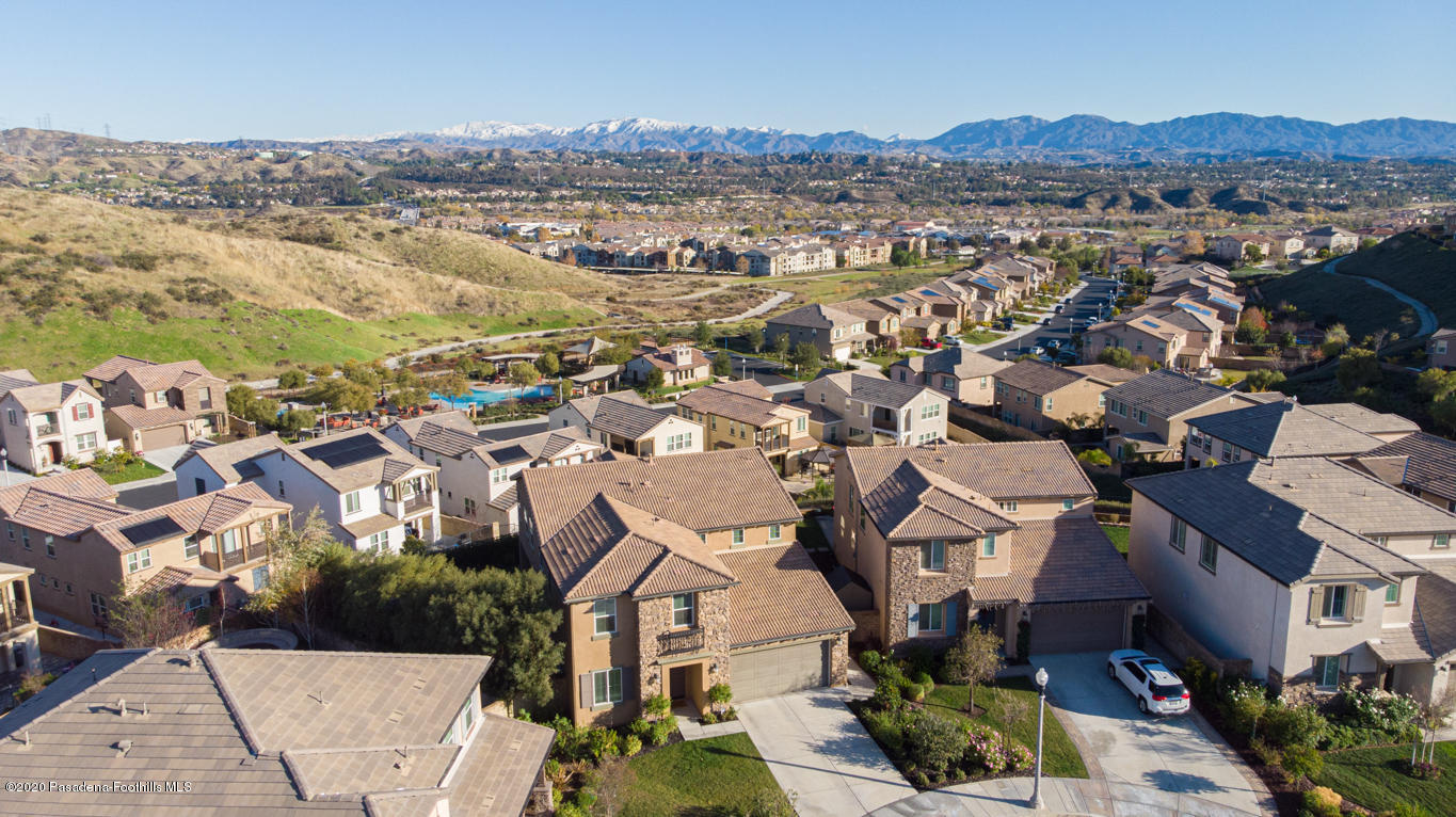 29034 Ridgecrest Court Valencia, CA 91354 - Photo 49 of 52 45