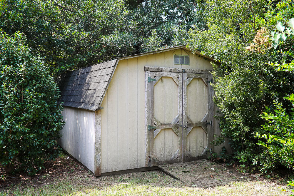 959 Pine Hollow Road Mount Pleasant, SC 29464 - Photo 18 of 18 959 Pine Hollow Road Shed