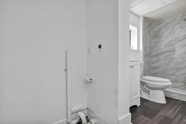 $1,795 | 2027 30th Avenue North, Unit 3 BOTTOM, St. Petersburg, FL 33713