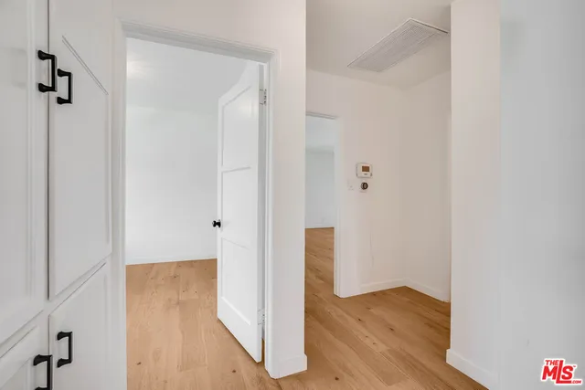 $979,000 | 18319 Erwin Street, Tarzana, CA 91335