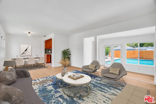 $979,000 | 18319 Erwin Street, Tarzana, CA 91335