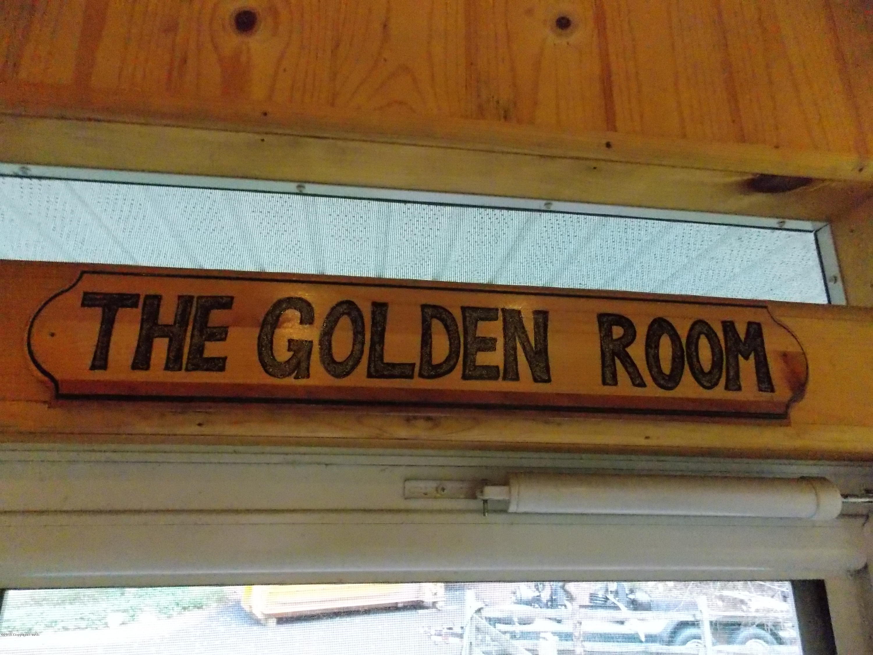 184 Oak Lane Cresco, PA 18326 - Photo 6 of 39 a close up of a street