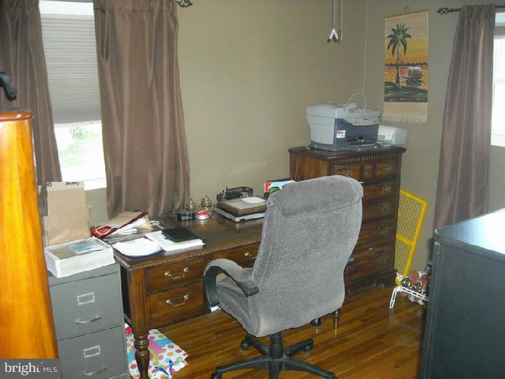 16 Downing Road Hamilton, NJ 08690 - Photo 18 of 21 Bedroom 2