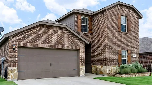 $2,400 | 315 Pine Hollow Way, Royse City, TX 75189