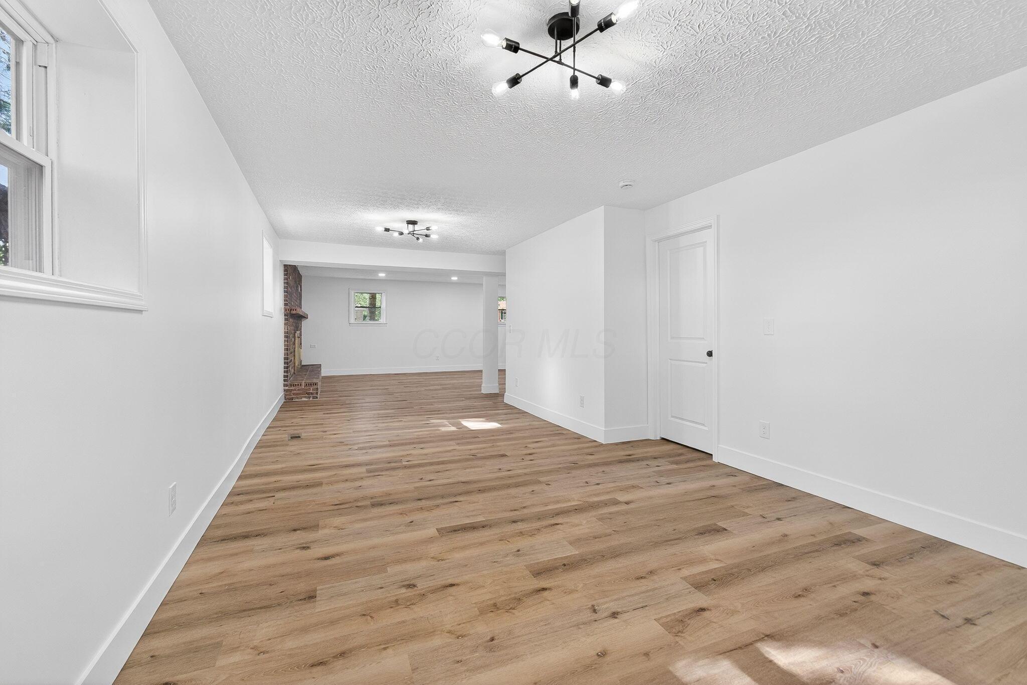 181 Greenbrier Road Sunbury, OH 43074 - Photo 39 of 60 181 Greenbrier (Interior)-49