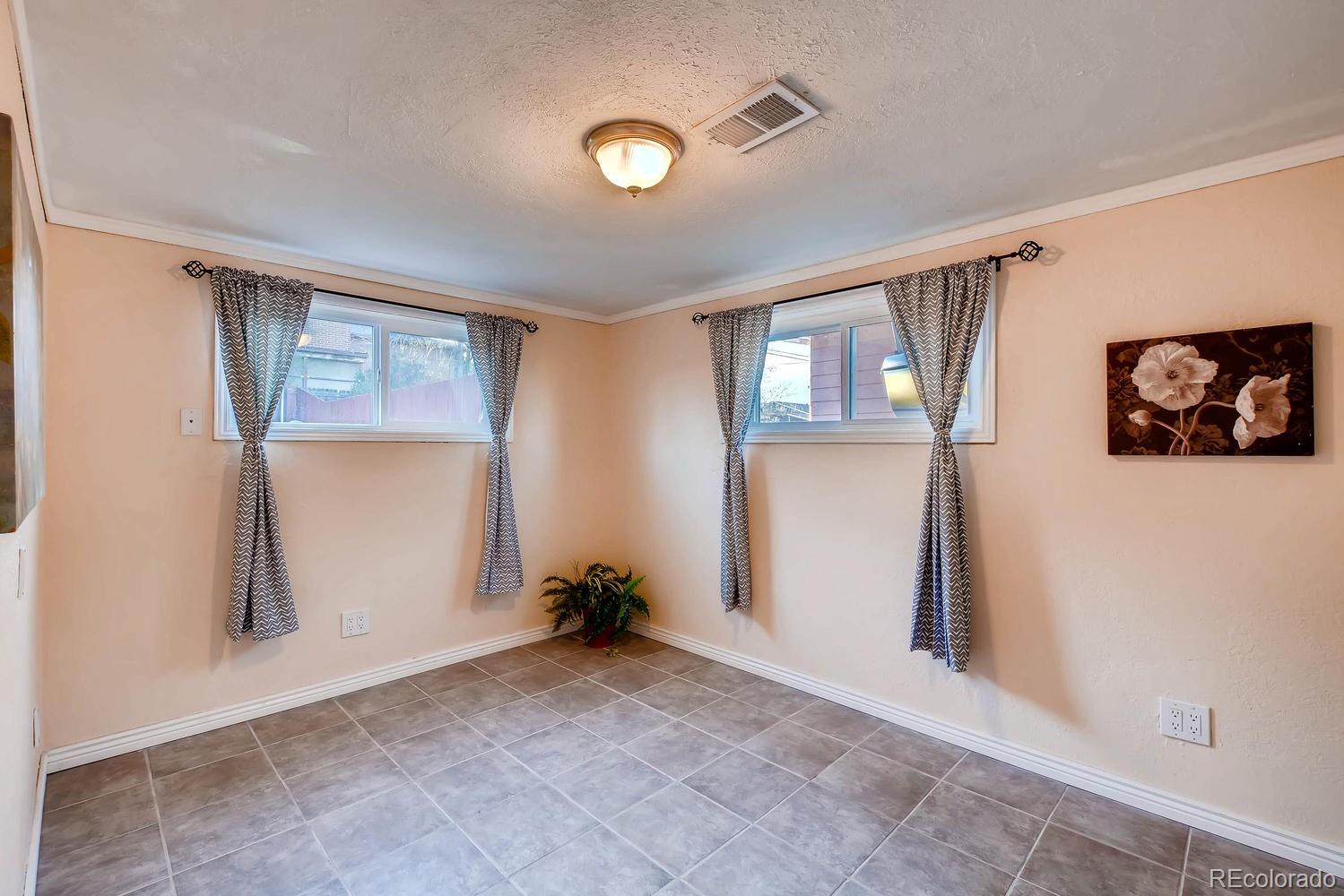 4669 Estes Street Wheat Ridge, CO 80033 - Photo 14 of 19 Gallery Image 14