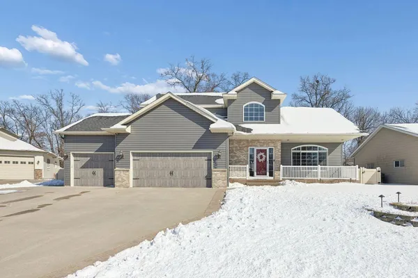 $459,900 | 828 Wollak Way, Sauk Rapids, MN 56379