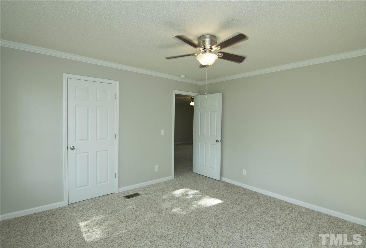 654 Raiford Road Dunn, NC 28334 - Photo 16 of 22 Gallery Image 16