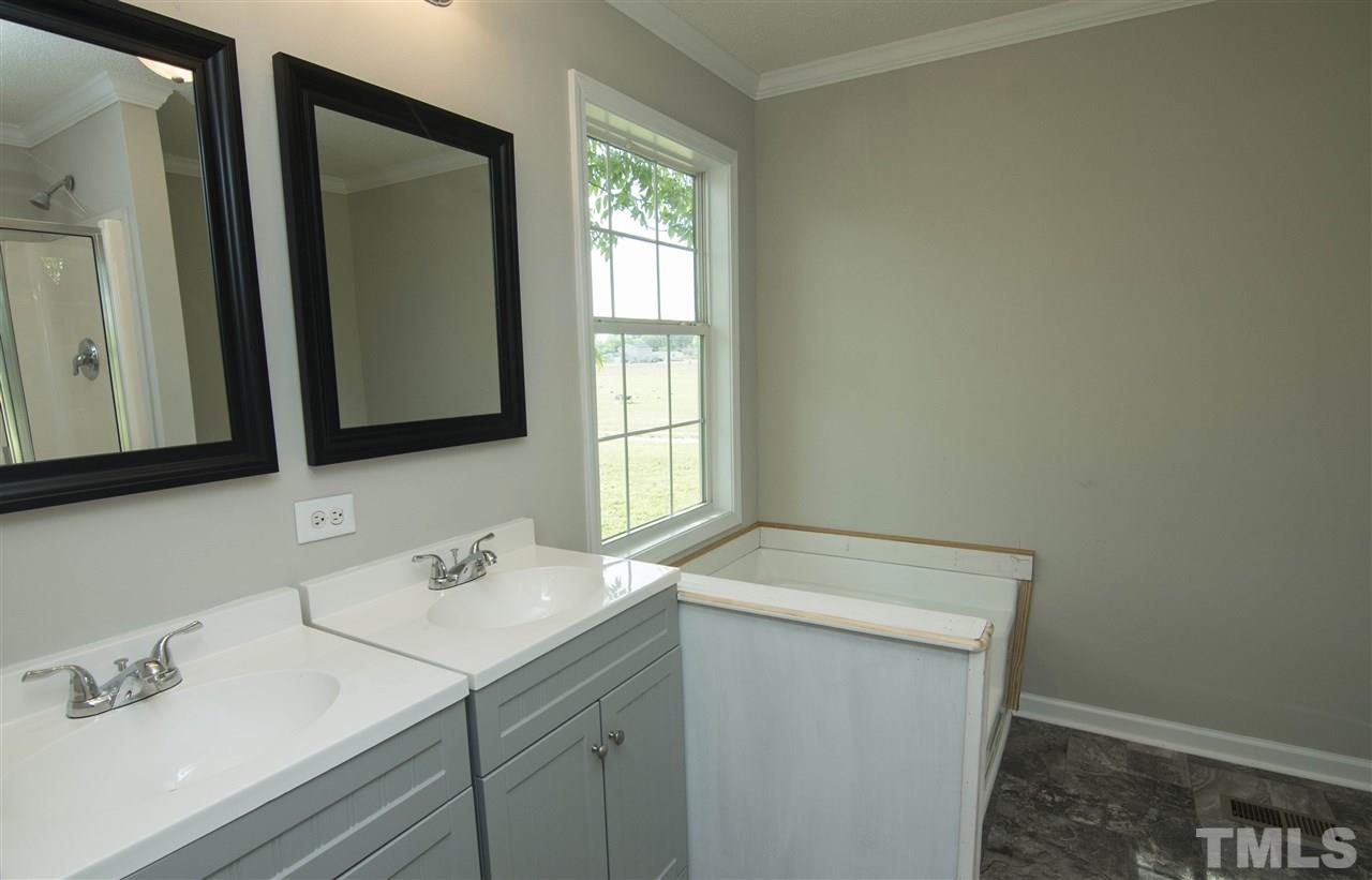 654 Raiford Road Dunn, NC 28334 - Photo 17 of 22 Gallery Image 17