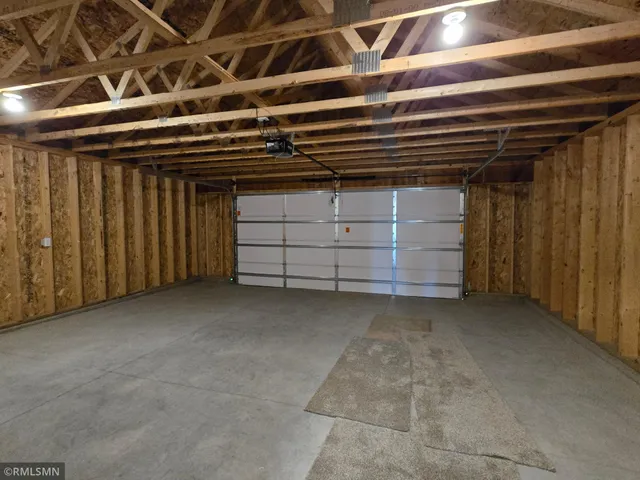 $299,900 | 2022 Essler Drive, St. Peter, MN 56082