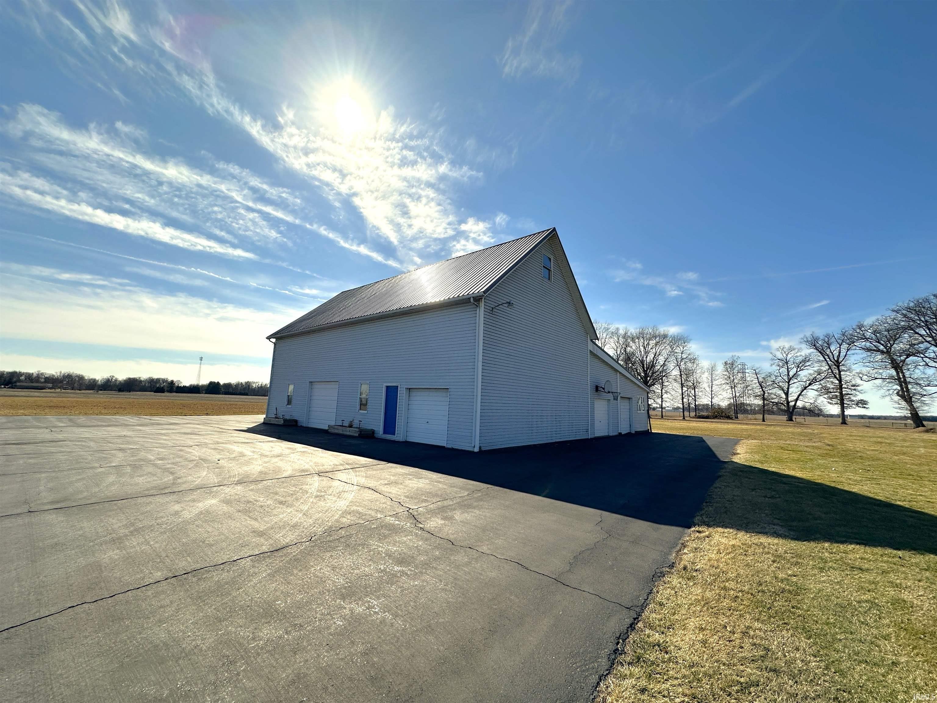3222 North State Road Monticello, IN 47960 - Photo 32 of 35