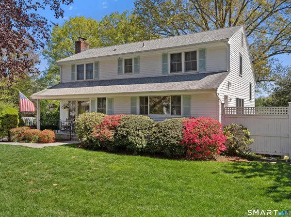 $1,850,000 | 33 Village Drive, New Canaan, CT 06840