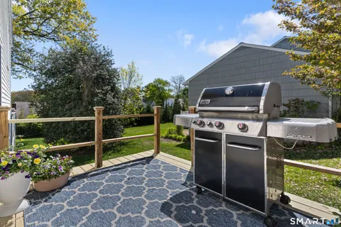 $1,850,000 | 33 Village Drive, New Canaan, CT 06840