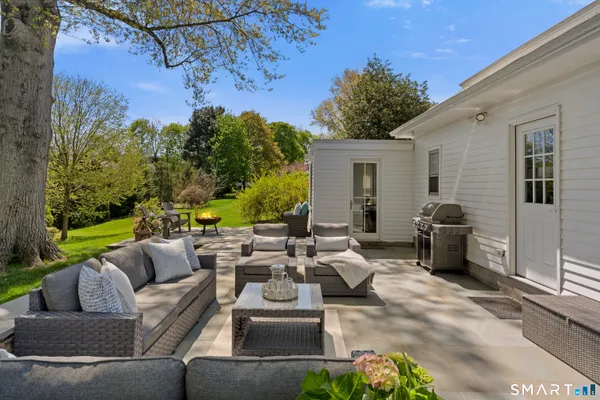 $1,850,000 | 33 Village Drive, New Canaan, CT 06840