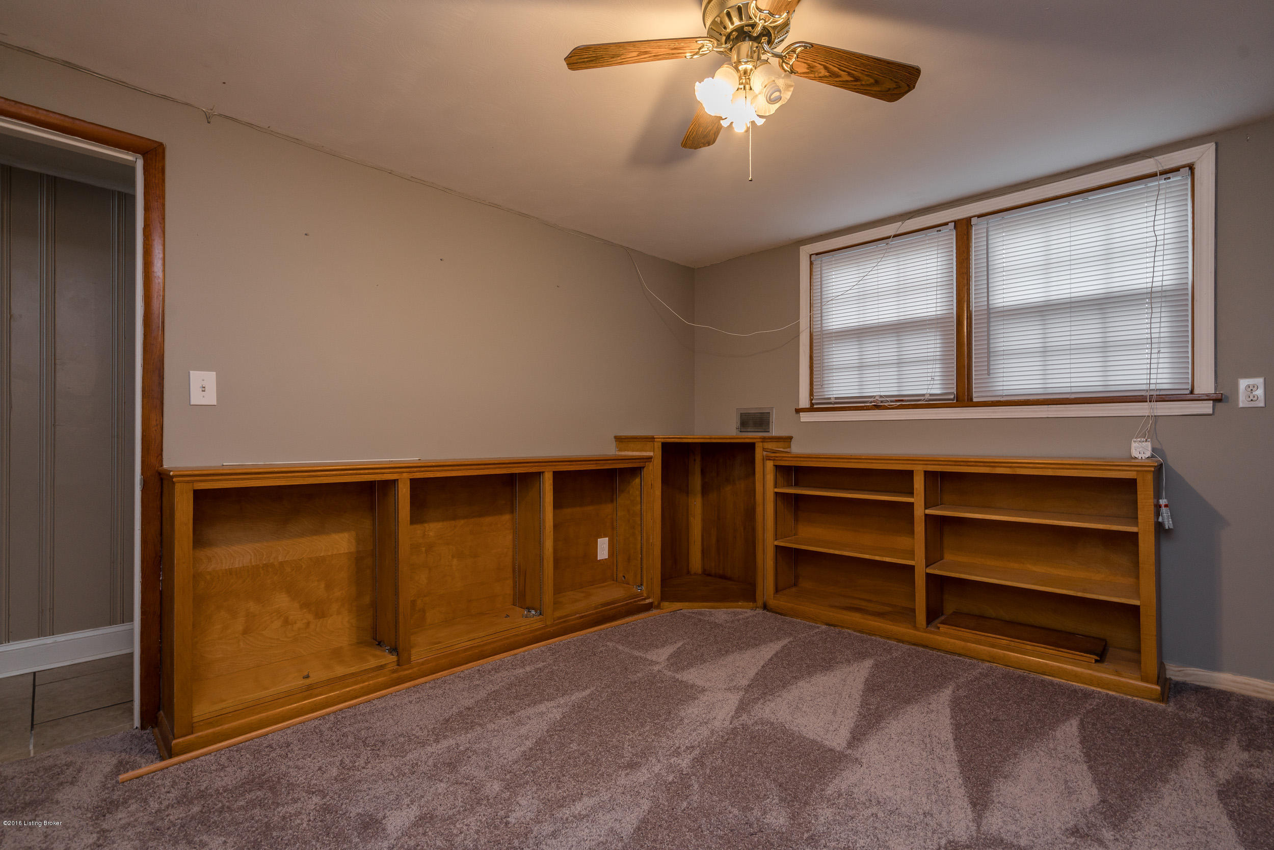 5000 Clarmar Road Jeffersontown, KY 40299 - Photo 28 of 46 Lower level office OR 6th bedroom