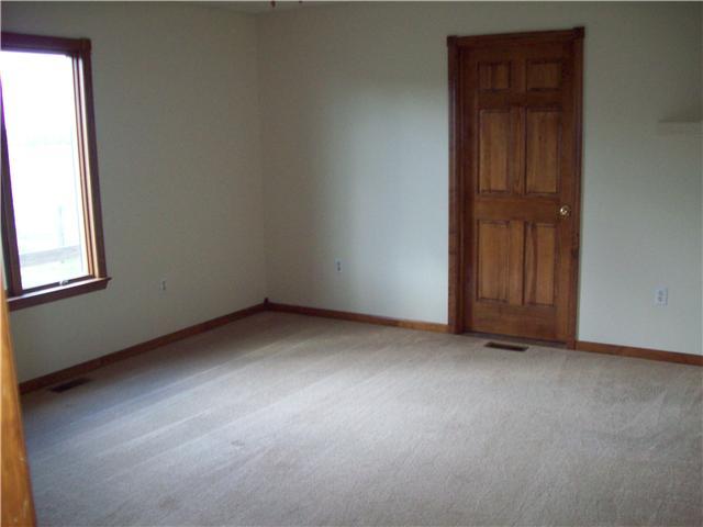 30226 Jackson Road Kingston, OH 45644 - Photo 8 of 10 Gallery Image 8