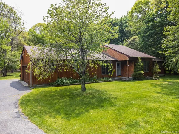 $4,800 | 67 Belleview Avenue, Center Moriches, NY 11934