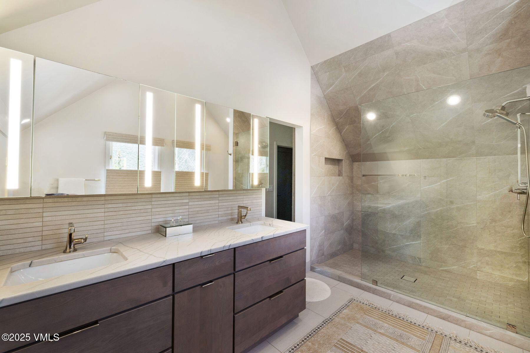 2036 Vermont Road Vail, CO 81657 - Photo 26 of 53 Primary Bathroom