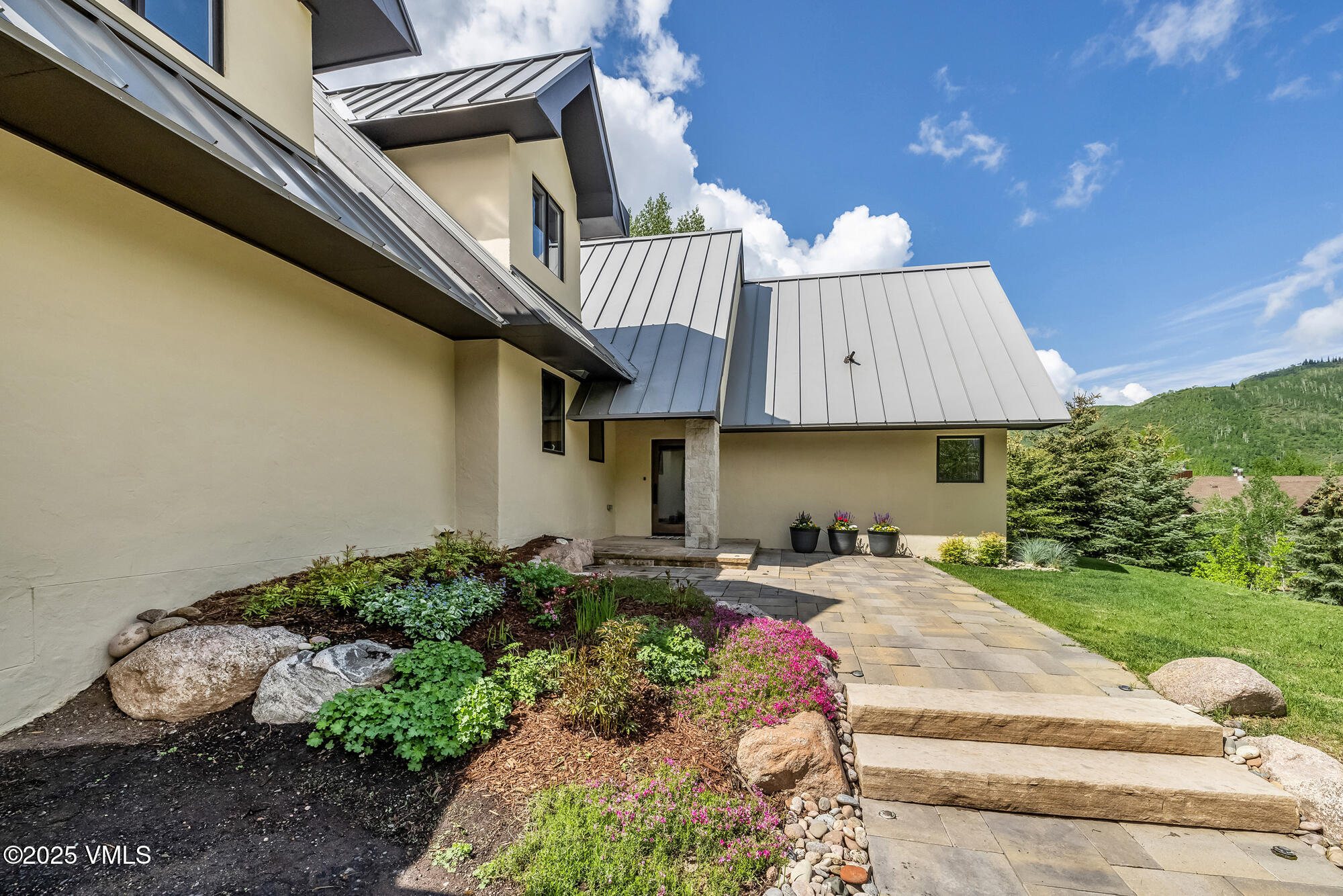 2036 Vermont Road Vail, CO 81657 - Photo 45 of 53 138A9858_1