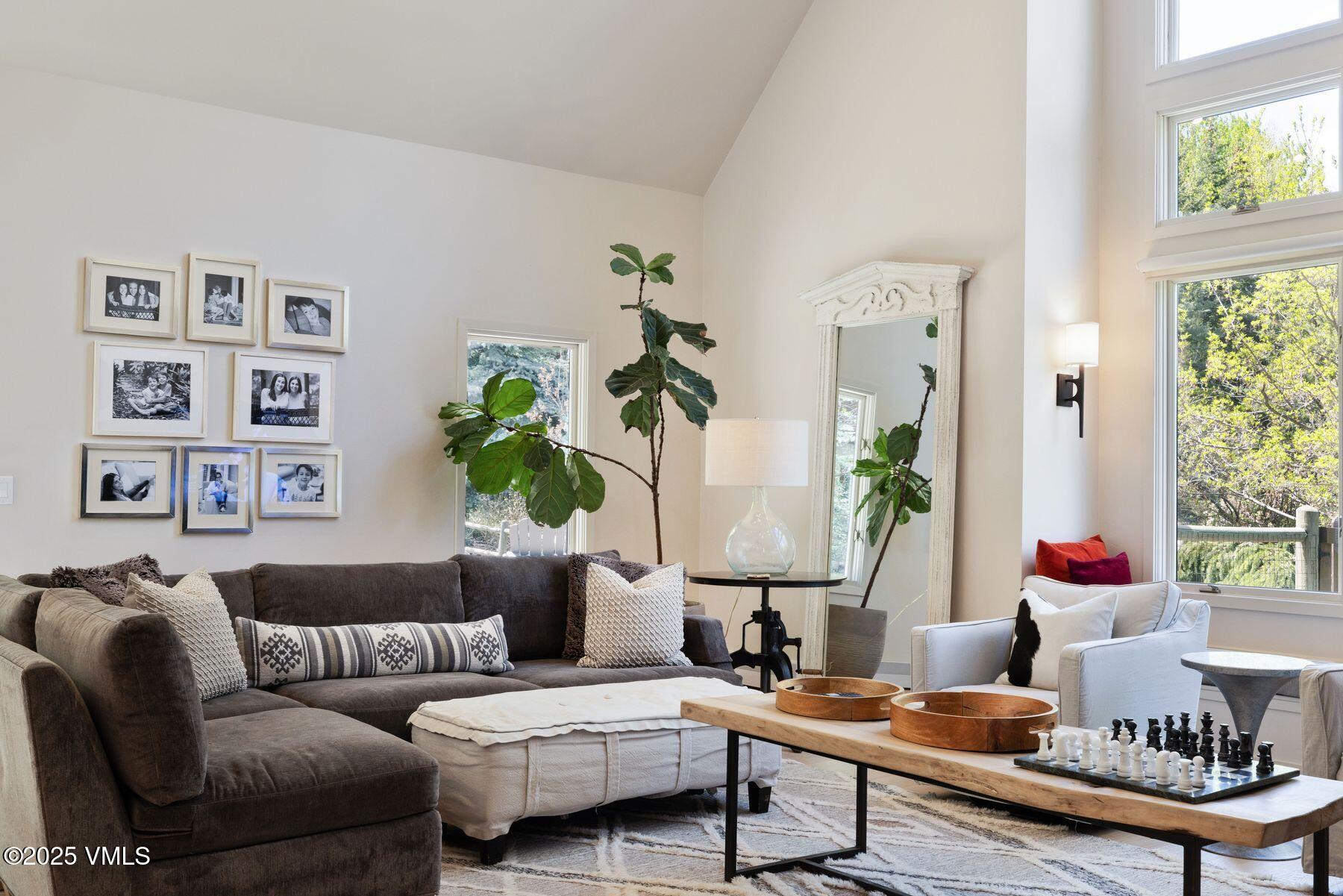 2036 Vermont Road Vail, CO 81657 - Photo 5 of 53 Living Room