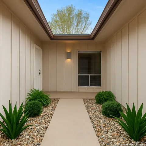 a view of a entrance door of the house
