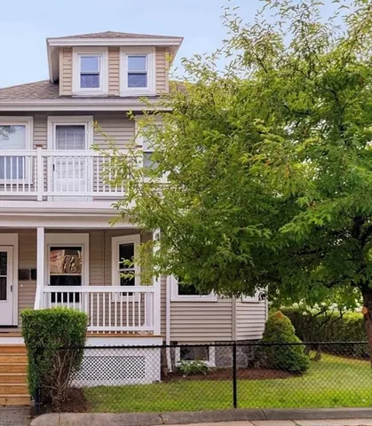 $3,500 | 36-38 Burgoyne Street, Unit 2, Boston, MA 02124