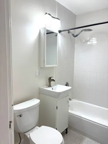$3,500 | 36-38 Burgoyne Street, Unit 2, Boston, MA 02124