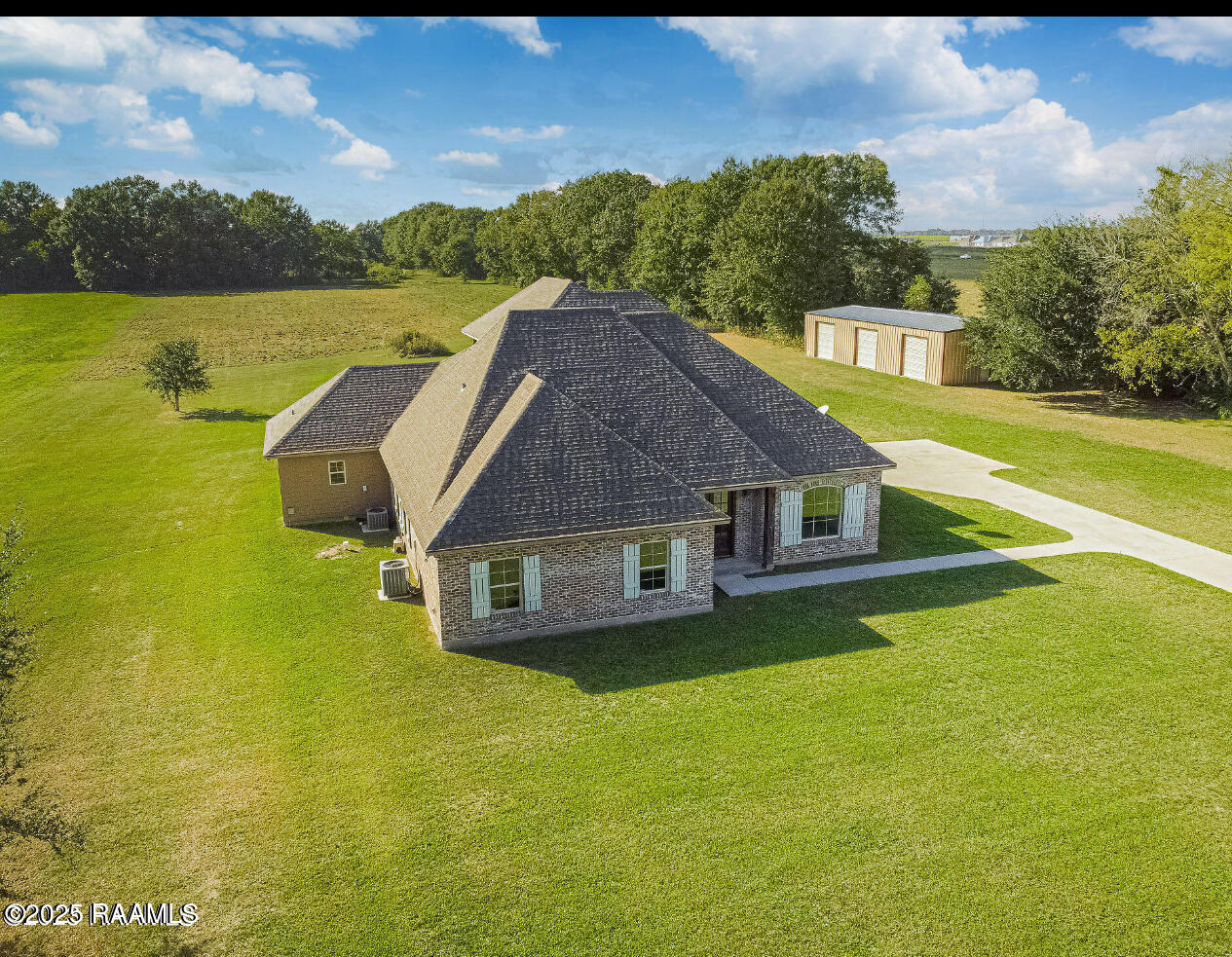 2916 Romero Road Broussard, LA 70518 - Photo 3 of 35 IMG_1532