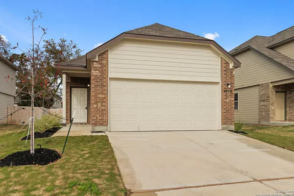 $1,550 | 9419 Graze Branch, San Antonio, TX 78211