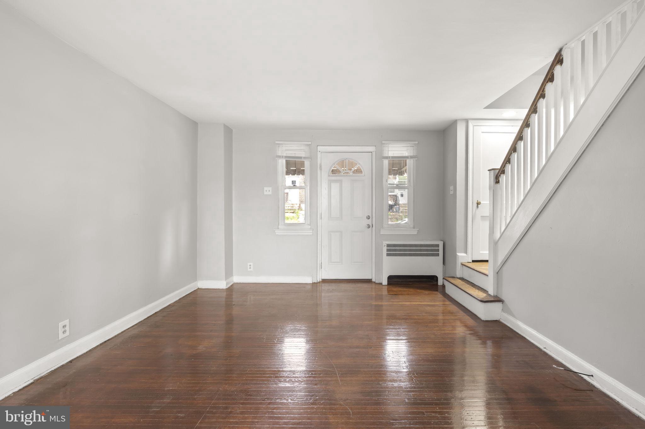 585 Snowden Road Upper Darby, PA 19082 - Photo 7 of 27
