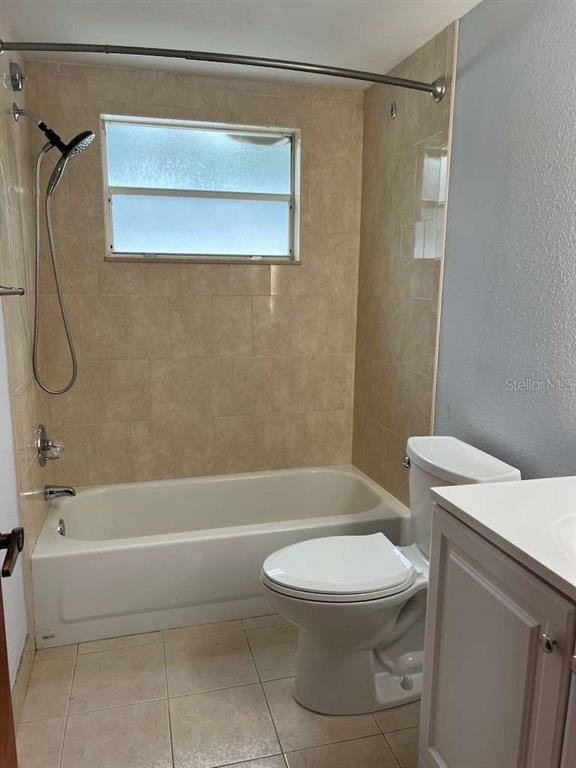 6206 Dorset Road Spring Hill, FL 34608 - Photo 8 of 9 a bathroom with a toilet and a shower