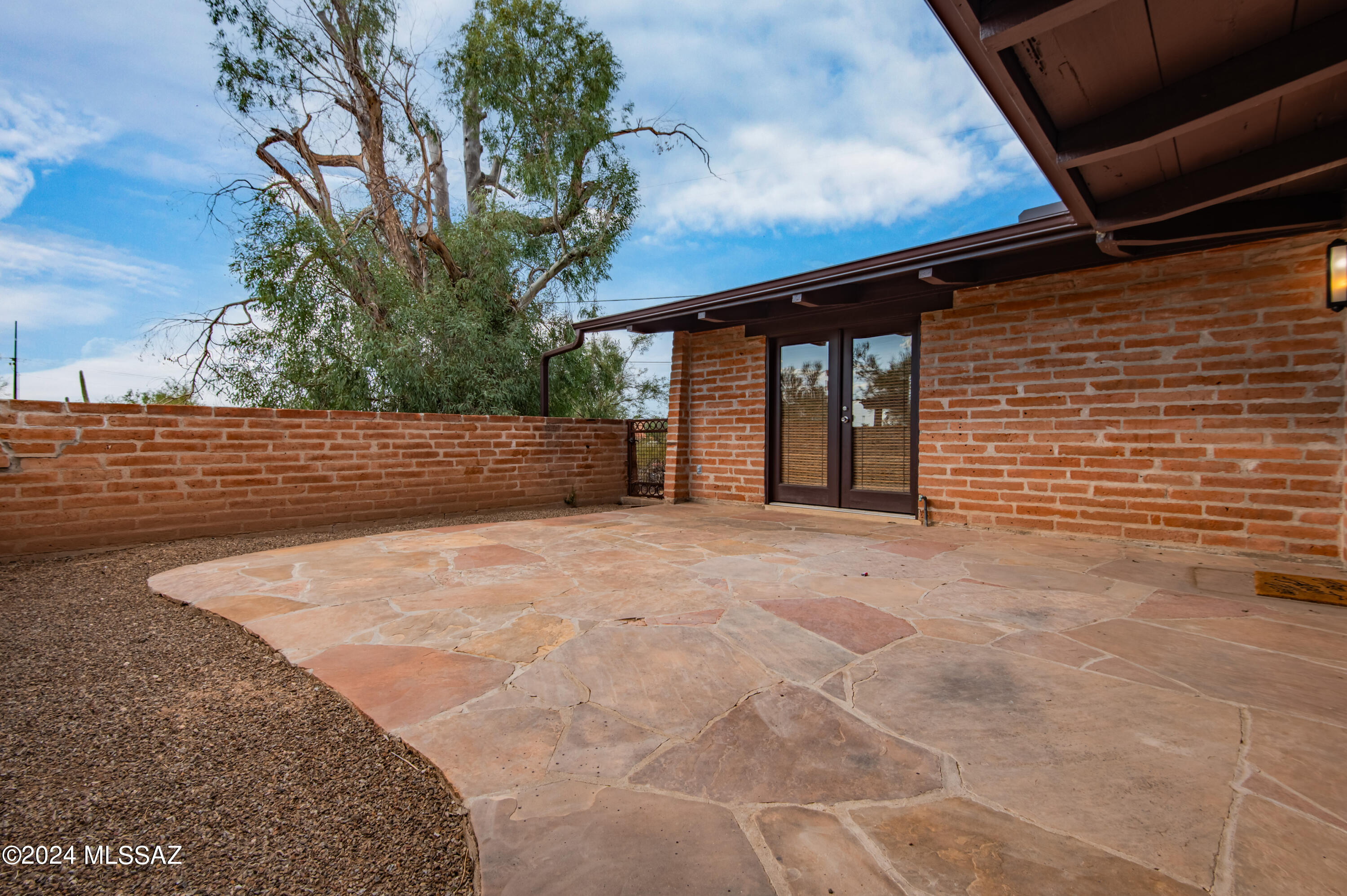 250 West Old Ina Road Tucson, AZ 85704 - Photo 4 of 45 Gallery Image 4