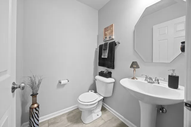 $249,900 | 7103 Hidden Green Circle, Fox Lake, IL 60020