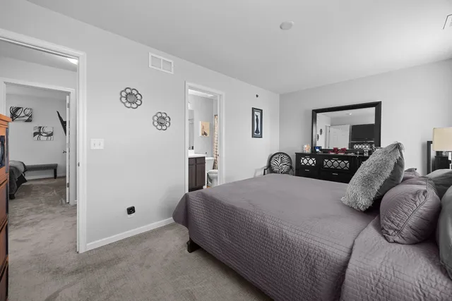 $249,900 | 7103 Hidden Green Circle, Fox Lake, IL 60020