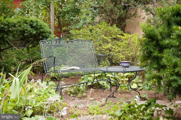 39 Ridge Road, Unit B Greenbelt, MD 20770 - Photo 11 of 26 Garden #2