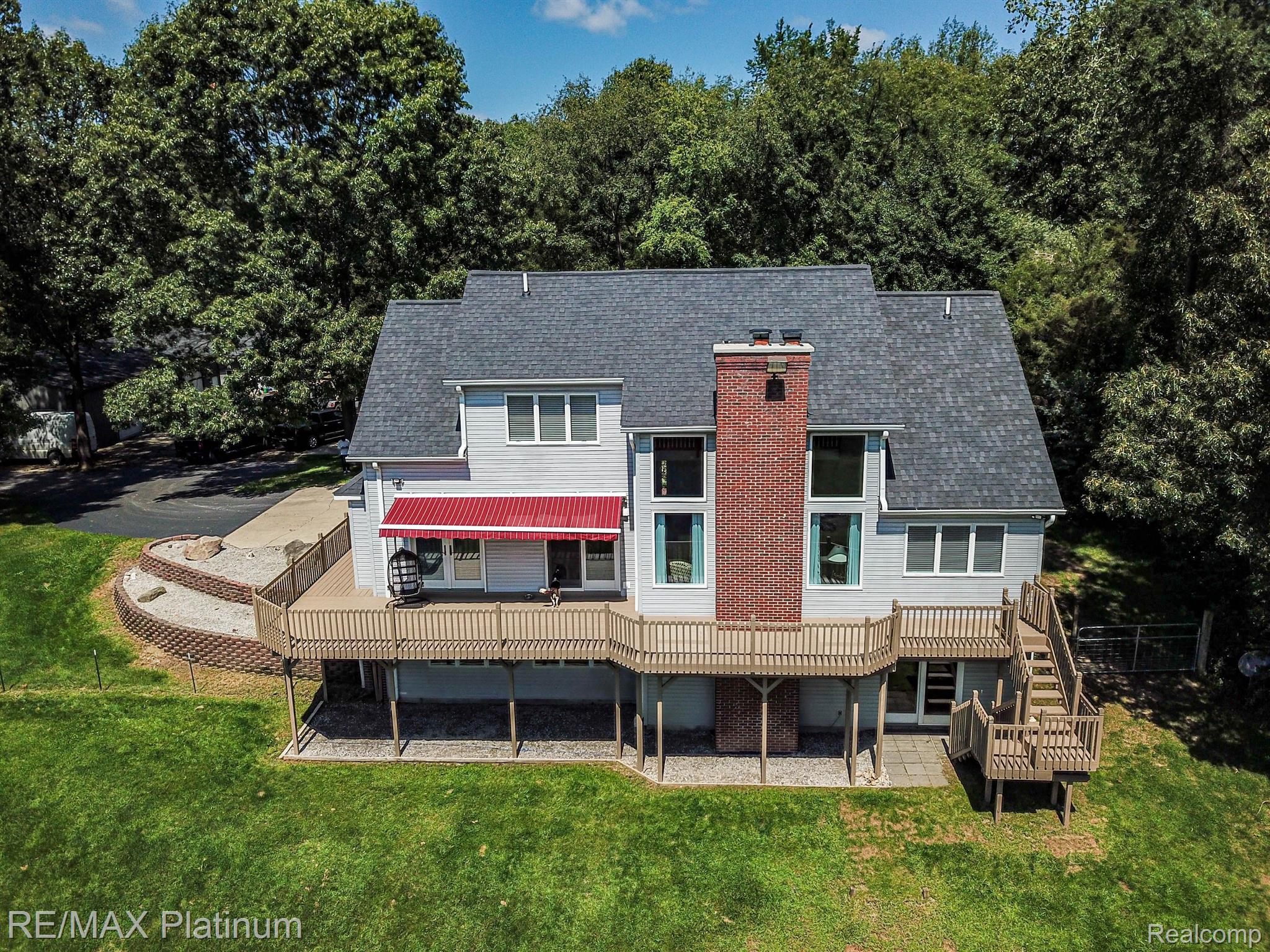 10193 Cedar Lake Road Pinckney, MI 48169 - Photo 4 of 51 Gallery Image 4