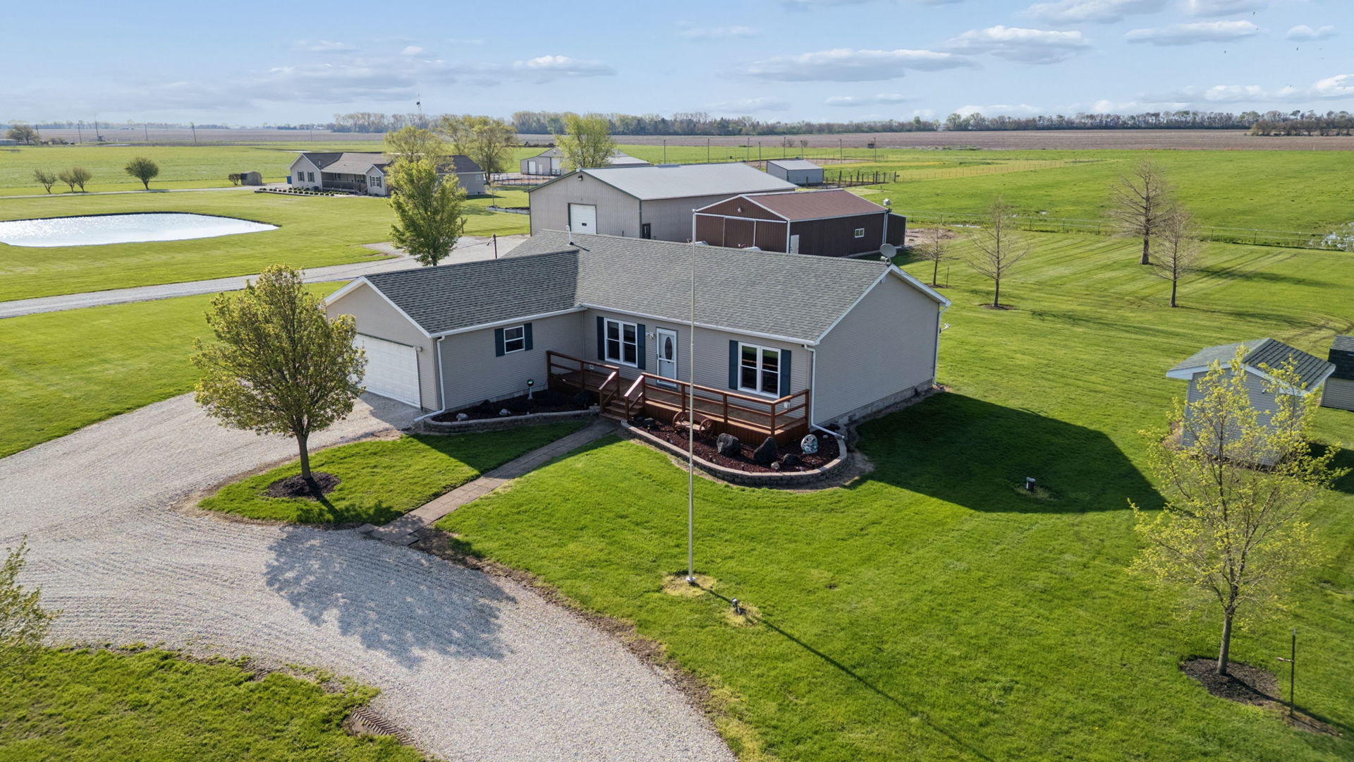 15334 West 3000N Road Essex, IL 60935 - Photo 22 of 42 an aerial view of a house with outdoor space and swimming pool