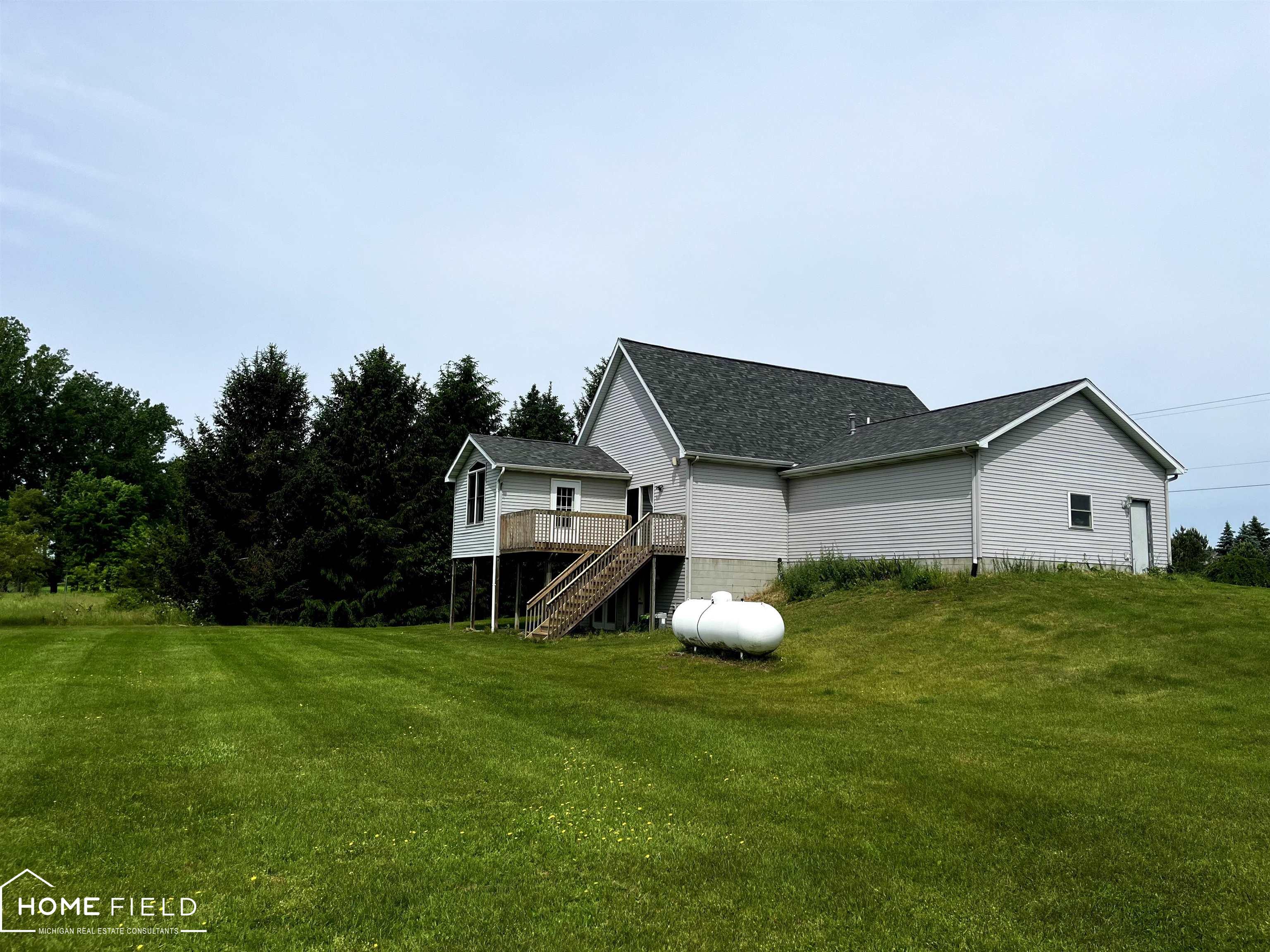 8387 Simpson Road Ovid, MI 48866 - Photo 30 of 32 50143301-940d3fd7-a6a2-4395-9eb5-7a46fefa3497.JPG