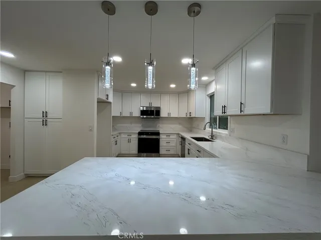 $2,800 | 33155 Buckwheat Road, Menifee, CA 92584