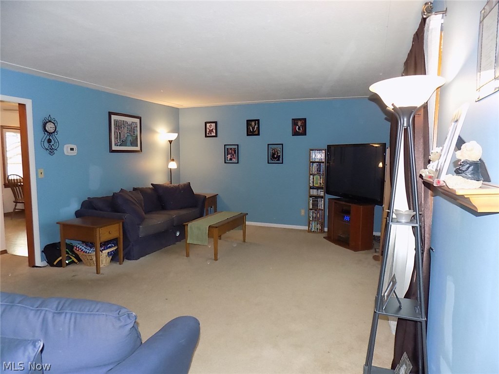 1248 Old Oak Road Amherst, OH 44001 - Photo 3 of 21 Gallery Image 3