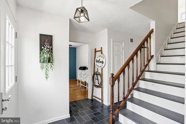 $550,000 | 662 Shannon Road, Boiling Springs, PA 17007