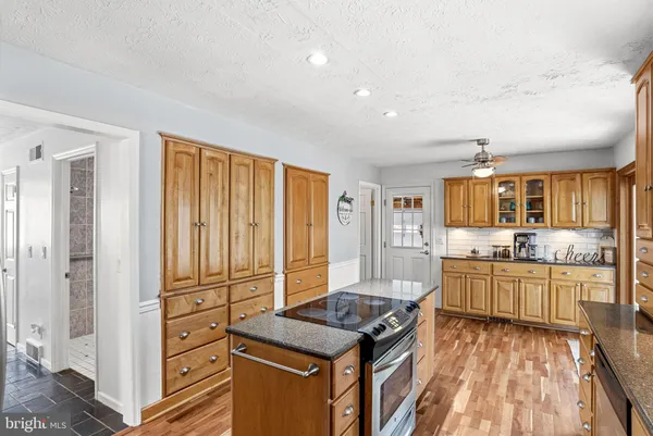 $550,000 | 662 Shannon Road, Boiling Springs, PA 17007