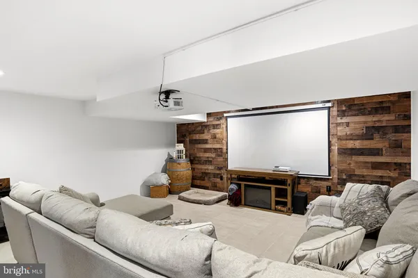 $550,000 | 662 Shannon Road, Boiling Springs, PA 17007